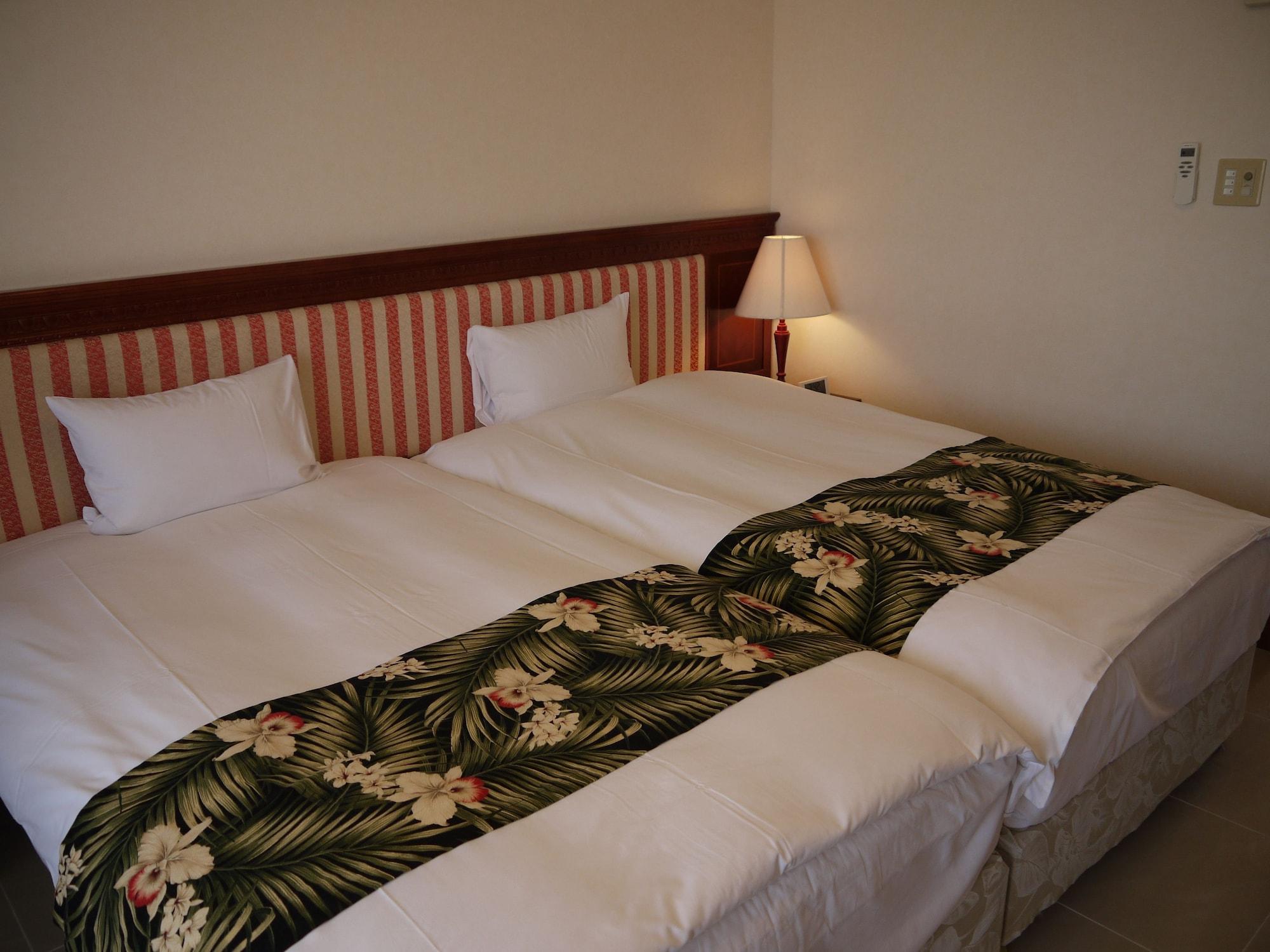 Seaside Hotel The Beach Chatan Eksteriør billede